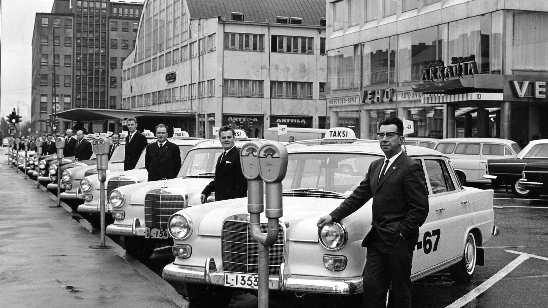 Mercedes taxis in 1966